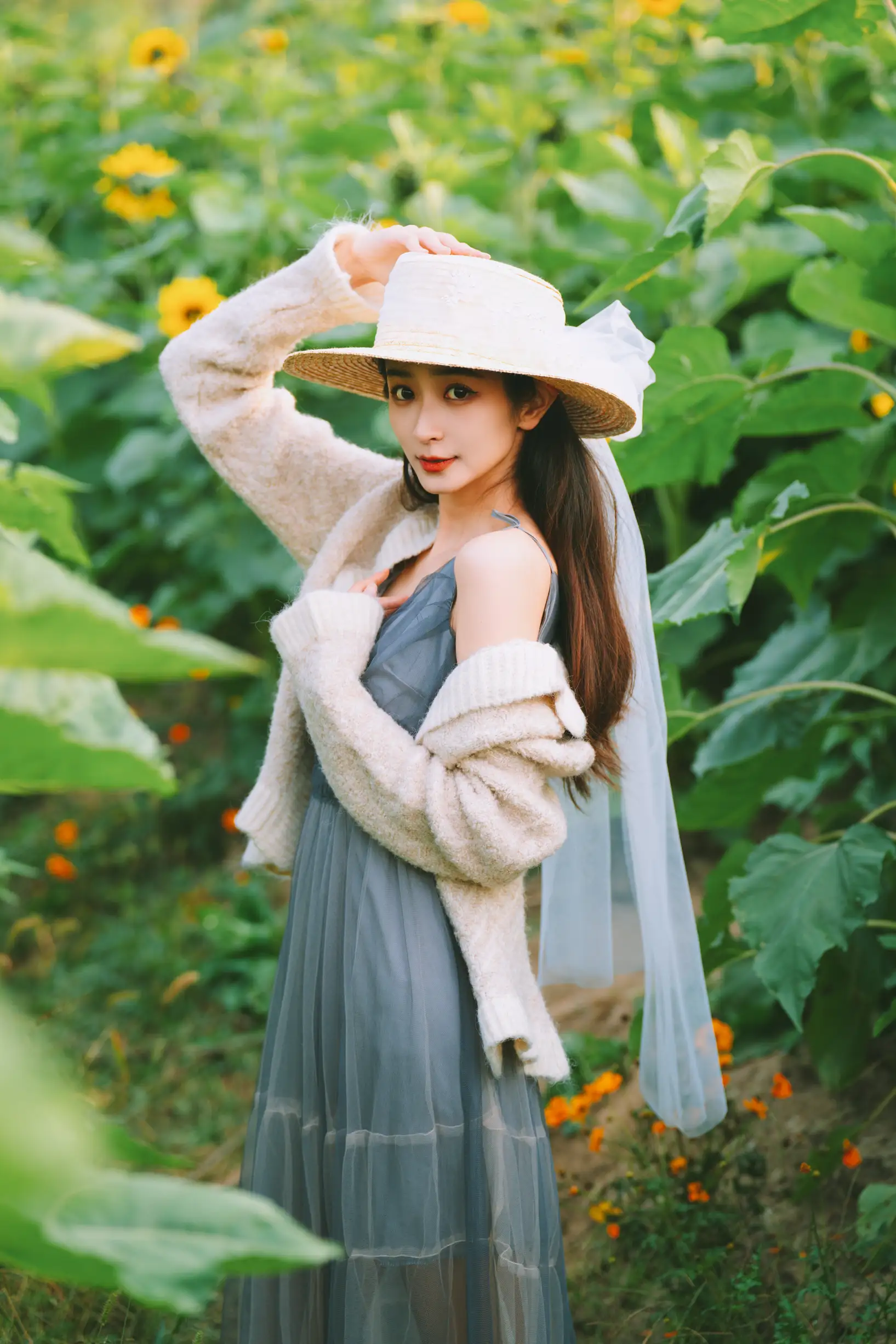[艺图语] 2022.11.16 Vol.2454 – 向日葵少女 小泽#[23P]-6