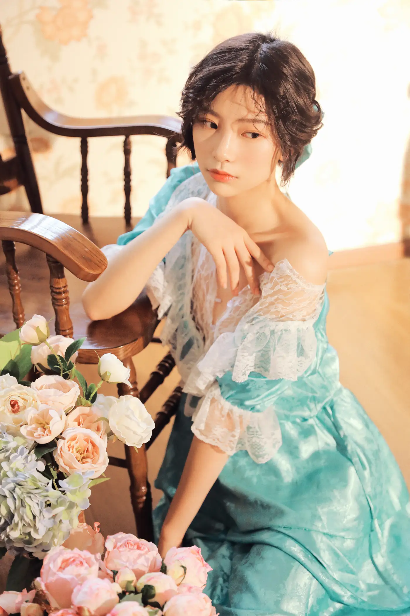[艺图语] 2022.11.25 Vol.2522 窗边少女#[35P]-8