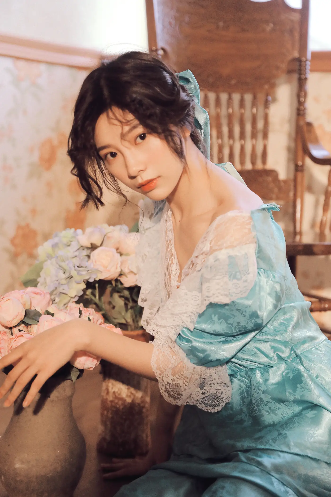 [艺图语] 2022.11.25 Vol.2522 窗边少女#[35P]-10