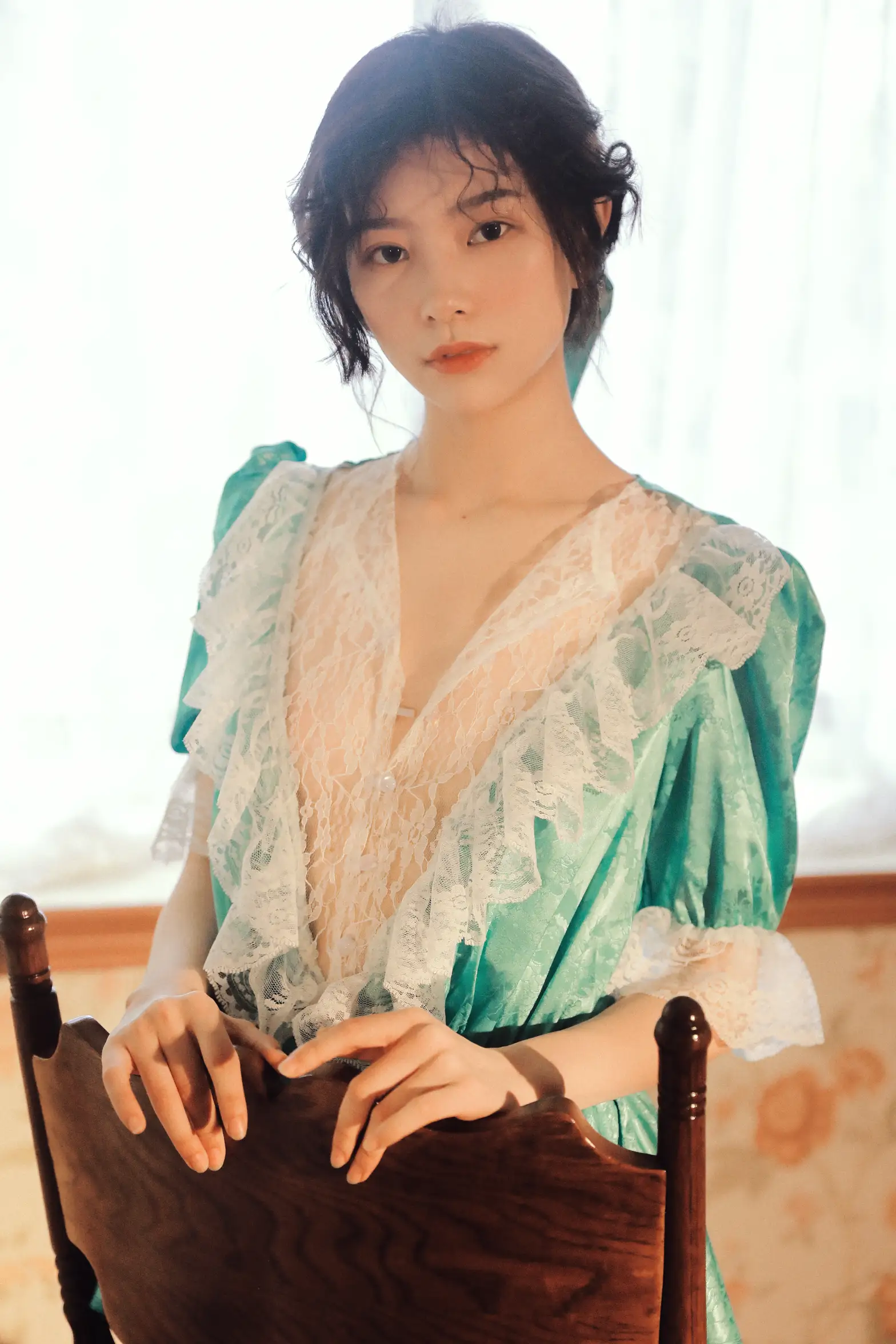 [艺图语] 2022.11.25 Vol.2522 窗边少女#[35P]-6